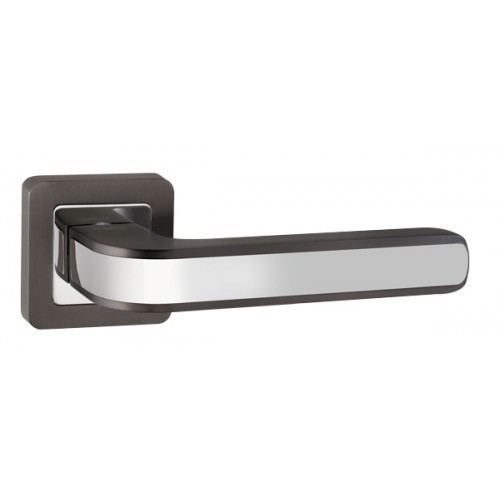 Ручка на розетці Nova